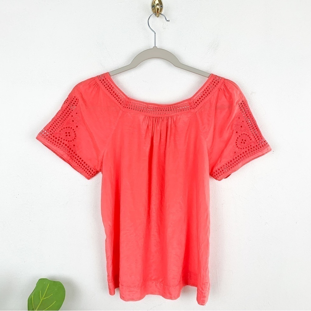 J. Crew Silk Blend Coral Pink Eyelet Lace Boho Top Sz 00 - Picture 2 of 6